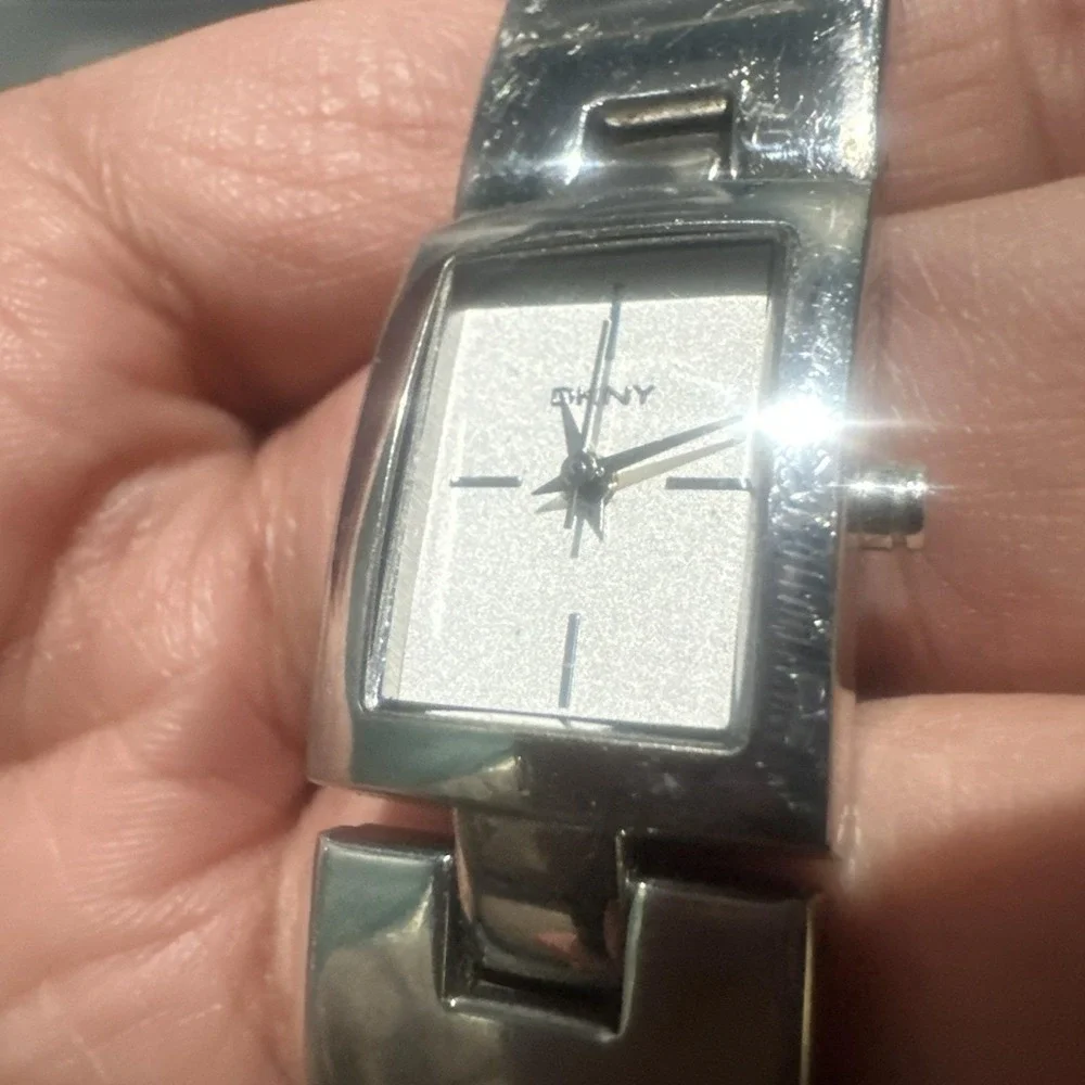 Working DKNY Women's Dainty Watch Steel Fancy Bracelet Rectangle‎ Dial 23mm 7.5